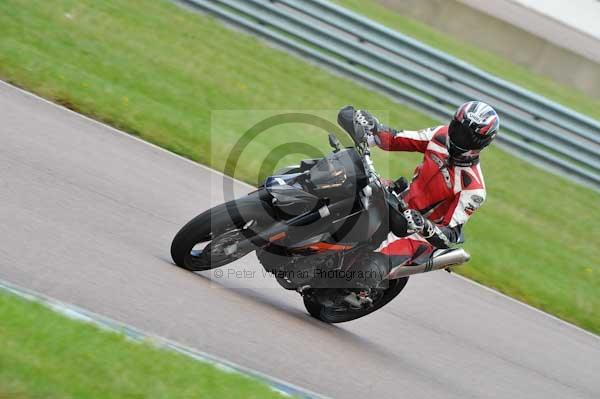Motorcycle action photographs;Rockingham;Rockingham photographs;event digital images;eventdigitalimages;no limits trackday;peter wileman photography;rockingham corby northamptonshire;trackday;trackday digital images;trackday photos