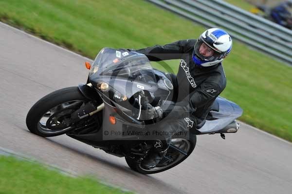 Motorcycle action photographs;Rockingham;Rockingham photographs;event digital images;eventdigitalimages;no limits trackday;peter wileman photography;rockingham corby northamptonshire;trackday;trackday digital images;trackday photos