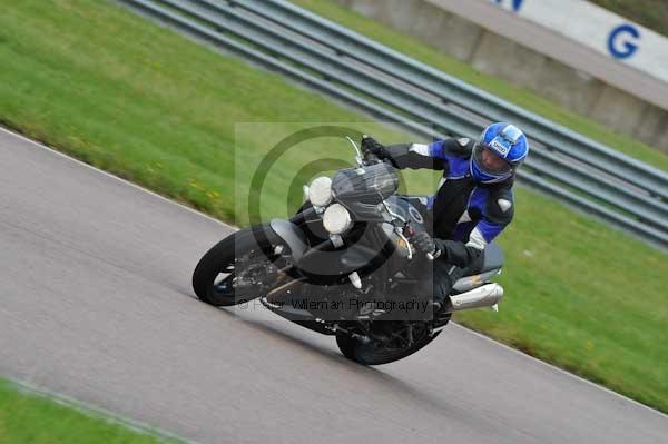 Motorcycle action photographs;Rockingham;Rockingham photographs;event digital images;eventdigitalimages;no limits trackday;peter wileman photography;rockingham corby northamptonshire;trackday;trackday digital images;trackday photos