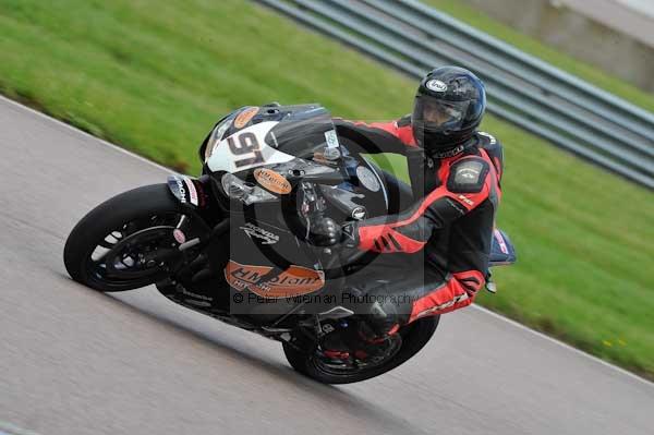 Motorcycle action photographs;Rockingham;Rockingham photographs;event digital images;eventdigitalimages;no limits trackday;peter wileman photography;rockingham corby northamptonshire;trackday;trackday digital images;trackday photos