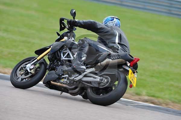 Motorcycle action photographs;Rockingham;Rockingham photographs;event digital images;eventdigitalimages;no limits trackday;peter wileman photography;rockingham corby northamptonshire;trackday;trackday digital images;trackday photos