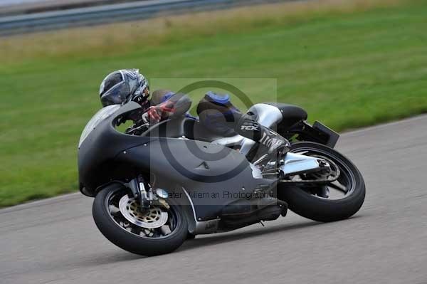 Motorcycle action photographs;Rockingham;Rockingham photographs;event digital images;eventdigitalimages;no limits trackday;peter wileman photography;rockingham corby northamptonshire;trackday;trackday digital images;trackday photos