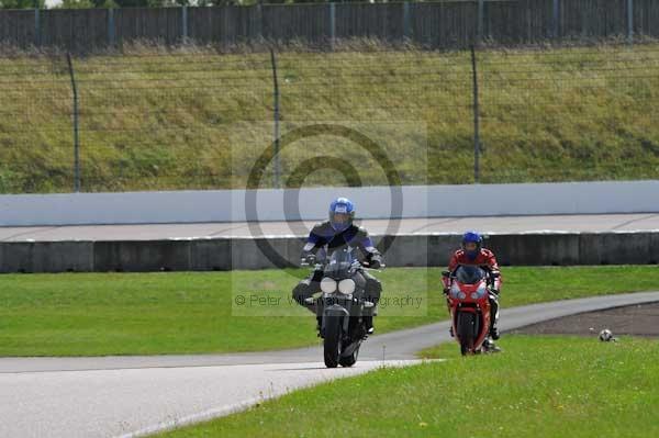 Motorcycle action photographs;Rockingham;Rockingham photographs;event digital images;eventdigitalimages;no limits trackday;peter wileman photography;rockingham corby northamptonshire;trackday;trackday digital images;trackday photos