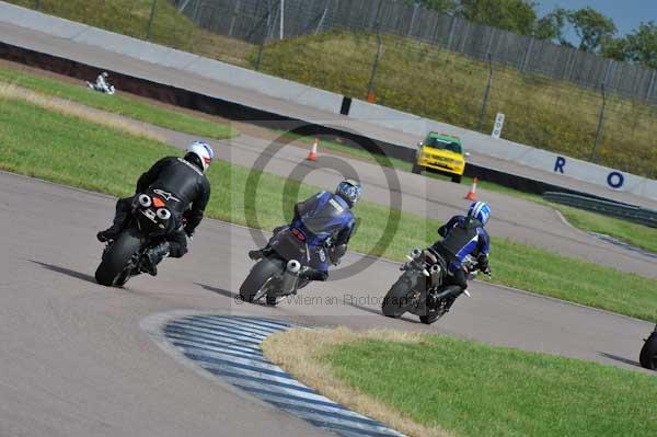 Motorcycle action photographs;Rockingham;Rockingham photographs;event digital images;eventdigitalimages;no limits trackday;peter wileman photography;rockingham corby northamptonshire;trackday;trackday digital images;trackday photos