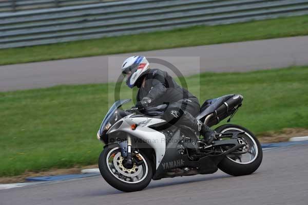 Motorcycle action photographs;Rockingham;Rockingham photographs;event digital images;eventdigitalimages;no limits trackday;peter wileman photography;rockingham corby northamptonshire;trackday;trackday digital images;trackday photos
