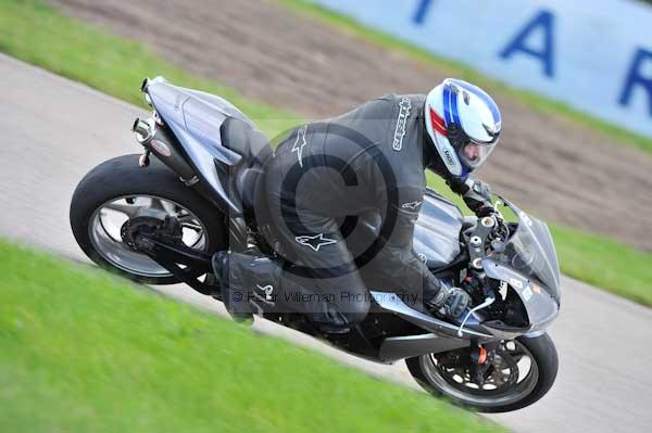 Motorcycle action photographs;Rockingham;Rockingham photographs;event digital images;eventdigitalimages;no limits trackday;peter wileman photography;rockingham corby northamptonshire;trackday;trackday digital images;trackday photos