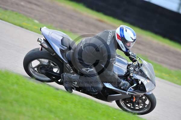 Motorcycle action photographs;Rockingham;Rockingham photographs;event digital images;eventdigitalimages;no limits trackday;peter wileman photography;rockingham corby northamptonshire;trackday;trackday digital images;trackday photos