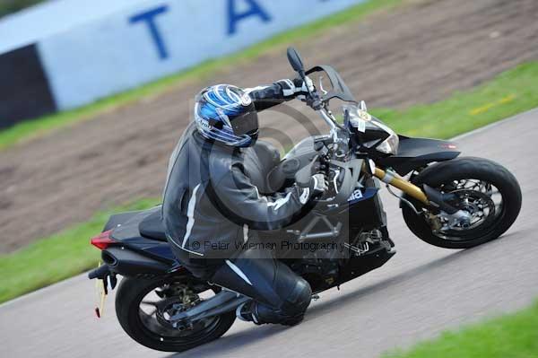 Motorcycle action photographs;Rockingham;Rockingham photographs;event digital images;eventdigitalimages;no limits trackday;peter wileman photography;rockingham corby northamptonshire;trackday;trackday digital images;trackday photos