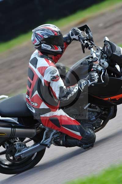 Motorcycle action photographs;Rockingham;Rockingham photographs;event digital images;eventdigitalimages;no limits trackday;peter wileman photography;rockingham corby northamptonshire;trackday;trackday digital images;trackday photos
