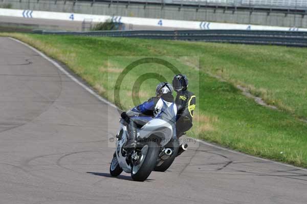 Motorcycle action photographs;Rockingham;Rockingham photographs;event digital images;eventdigitalimages;no limits trackday;peter wileman photography;rockingham corby northamptonshire;trackday;trackday digital images;trackday photos
