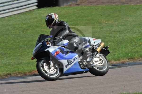 Motorcycle action photographs;Rockingham;Rockingham photographs;event digital images;eventdigitalimages;no limits trackday;peter wileman photography;rockingham corby northamptonshire;trackday;trackday digital images;trackday photos