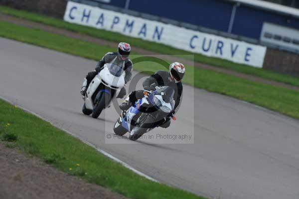 Motorcycle action photographs;Rockingham;Rockingham photographs;event digital images;eventdigitalimages;no limits trackday;peter wileman photography;rockingham corby northamptonshire;trackday;trackday digital images;trackday photos