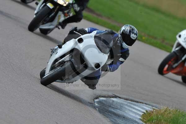 Motorcycle action photographs;Rockingham;Rockingham photographs;event digital images;eventdigitalimages;no limits trackday;peter wileman photography;rockingham corby northamptonshire;trackday;trackday digital images;trackday photos