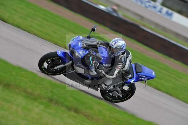 Motorcycle action photographs;Rockingham;Rockingham photographs;event digital images;eventdigitalimages;no limits trackday;peter wileman photography;rockingham corby northamptonshire;trackday;trackday digital images;trackday photos