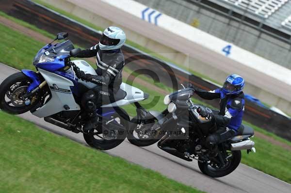 Motorcycle action photographs;Rockingham;Rockingham photographs;event digital images;eventdigitalimages;no limits trackday;peter wileman photography;rockingham corby northamptonshire;trackday;trackday digital images;trackday photos