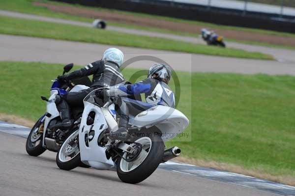 Motorcycle action photographs;Rockingham;Rockingham photographs;event digital images;eventdigitalimages;no limits trackday;peter wileman photography;rockingham corby northamptonshire;trackday;trackday digital images;trackday photos