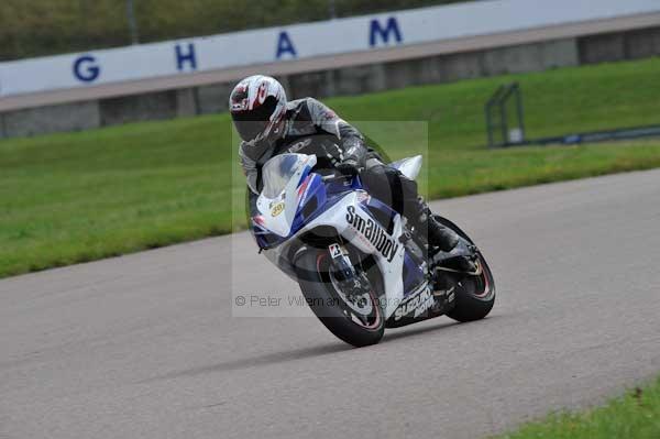 Motorcycle action photographs;Rockingham;Rockingham photographs;event digital images;eventdigitalimages;no limits trackday;peter wileman photography;rockingham corby northamptonshire;trackday;trackday digital images;trackday photos