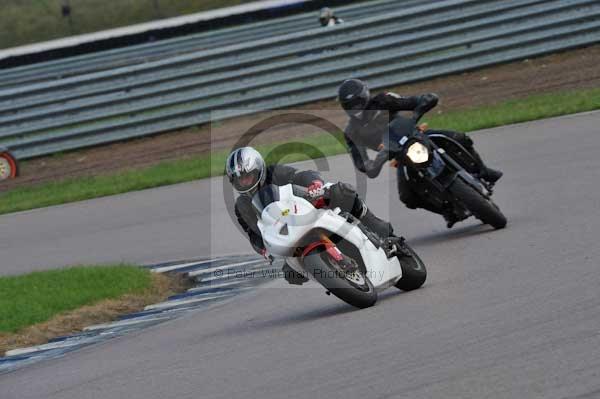 Motorcycle action photographs;Rockingham;Rockingham photographs;event digital images;eventdigitalimages;no limits trackday;peter wileman photography;rockingham corby northamptonshire;trackday;trackday digital images;trackday photos
