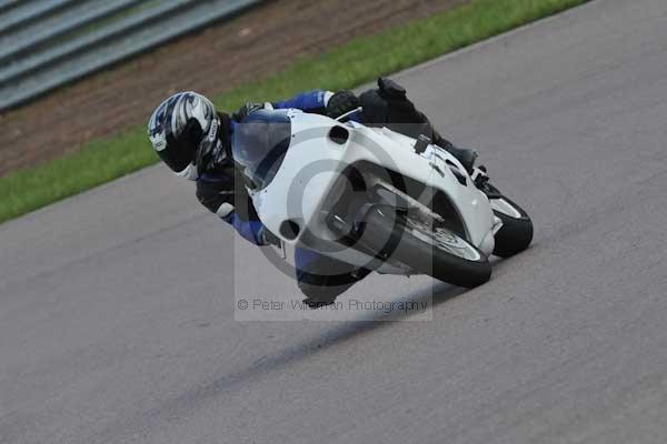 Motorcycle action photographs;Rockingham;Rockingham photographs;event digital images;eventdigitalimages;no limits trackday;peter wileman photography;rockingham corby northamptonshire;trackday;trackday digital images;trackday photos