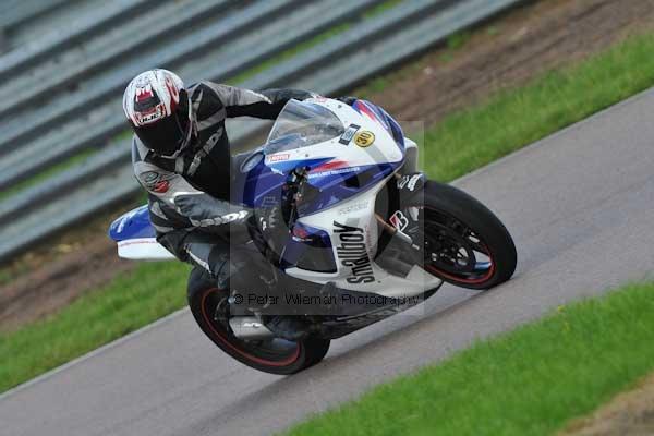 Motorcycle action photographs;Rockingham;Rockingham photographs;event digital images;eventdigitalimages;no limits trackday;peter wileman photography;rockingham corby northamptonshire;trackday;trackday digital images;trackday photos