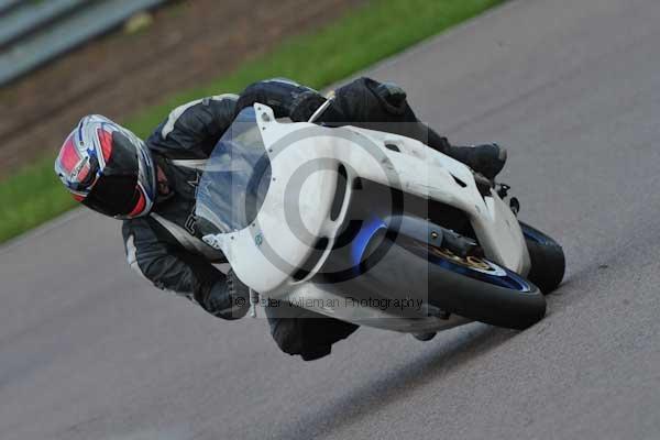 Motorcycle action photographs;Rockingham;Rockingham photographs;event digital images;eventdigitalimages;no limits trackday;peter wileman photography;rockingham corby northamptonshire;trackday;trackday digital images;trackday photos