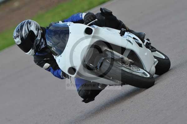 Motorcycle action photographs;Rockingham;Rockingham photographs;event digital images;eventdigitalimages;no limits trackday;peter wileman photography;rockingham corby northamptonshire;trackday;trackday digital images;trackday photos