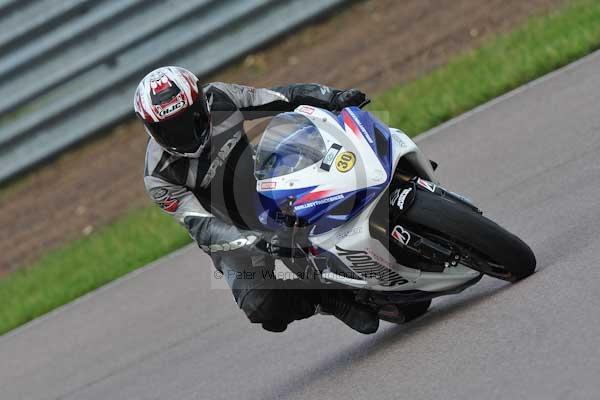 Motorcycle action photographs;Rockingham;Rockingham photographs;event digital images;eventdigitalimages;no limits trackday;peter wileman photography;rockingham corby northamptonshire;trackday;trackday digital images;trackday photos
