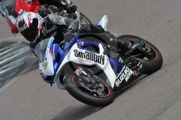 Motorcycle action photographs;Rockingham;Rockingham photographs;event digital images;eventdigitalimages;no limits trackday;peter wileman photography;rockingham corby northamptonshire;trackday;trackday digital images;trackday photos