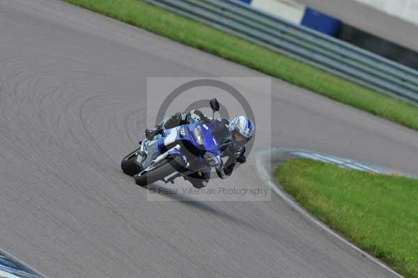 Motorcycle action photographs;Rockingham;Rockingham photographs;event digital images;eventdigitalimages;no limits trackday;peter wileman photography;rockingham corby northamptonshire;trackday;trackday digital images;trackday photos