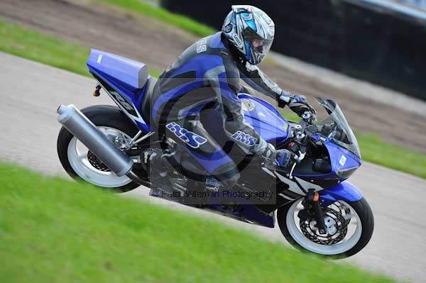 Motorcycle action photographs;Rockingham;Rockingham photographs;event digital images;eventdigitalimages;no limits trackday;peter wileman photography;rockingham corby northamptonshire;trackday;trackday digital images;trackday photos