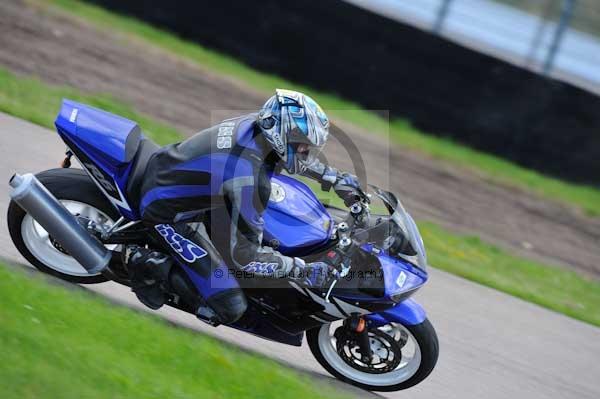 Motorcycle action photographs;Rockingham;Rockingham photographs;event digital images;eventdigitalimages;no limits trackday;peter wileman photography;rockingham corby northamptonshire;trackday;trackday digital images;trackday photos