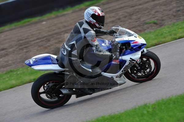 Motorcycle action photographs;Rockingham;Rockingham photographs;event digital images;eventdigitalimages;no limits trackday;peter wileman photography;rockingham corby northamptonshire;trackday;trackday digital images;trackday photos