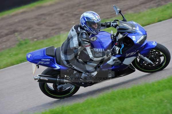 Motorcycle action photographs;Rockingham;Rockingham photographs;event digital images;eventdigitalimages;no limits trackday;peter wileman photography;rockingham corby northamptonshire;trackday;trackday digital images;trackday photos