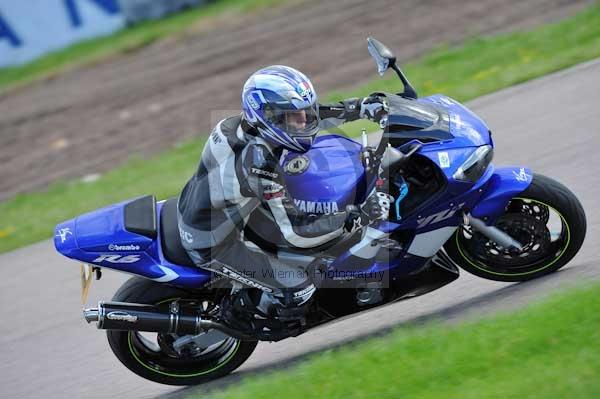 Motorcycle action photographs;Rockingham;Rockingham photographs;event digital images;eventdigitalimages;no limits trackday;peter wileman photography;rockingham corby northamptonshire;trackday;trackday digital images;trackday photos