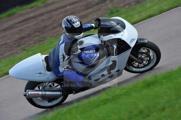 Motorcycle action photographs;Rockingham;Rockingham photographs;event digital images;eventdigitalimages;no limits trackday;peter wileman photography;rockingham corby northamptonshire;trackday;trackday digital images;trackday photos
