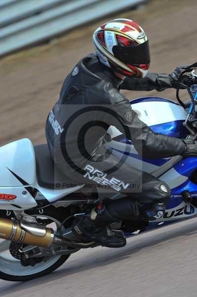 Motorcycle action photographs;Rockingham;Rockingham photographs;event digital images;eventdigitalimages;no limits trackday;peter wileman photography;rockingham corby northamptonshire;trackday;trackday digital images;trackday photos