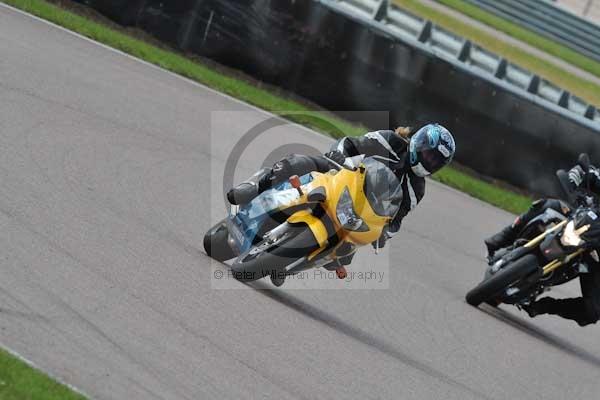 Motorcycle action photographs;Rockingham;Rockingham photographs;event digital images;eventdigitalimages;no limits trackday;peter wileman photography;rockingham corby northamptonshire;trackday;trackday digital images;trackday photos