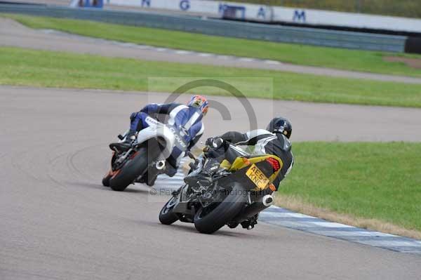 Motorcycle action photographs;Rockingham;Rockingham photographs;event digital images;eventdigitalimages;no limits trackday;peter wileman photography;rockingham corby northamptonshire;trackday;trackday digital images;trackday photos