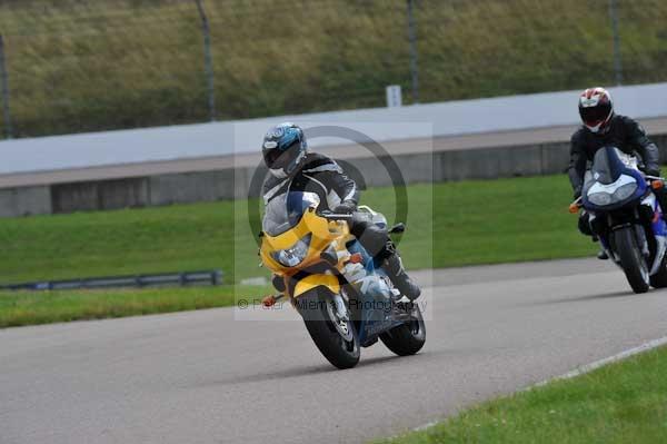 Motorcycle action photographs;Rockingham;Rockingham photographs;event digital images;eventdigitalimages;no limits trackday;peter wileman photography;rockingham corby northamptonshire;trackday;trackday digital images;trackday photos