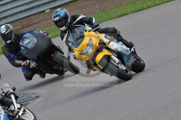 Motorcycle action photographs;Rockingham;Rockingham photographs;event digital images;eventdigitalimages;no limits trackday;peter wileman photography;rockingham corby northamptonshire;trackday;trackday digital images;trackday photos