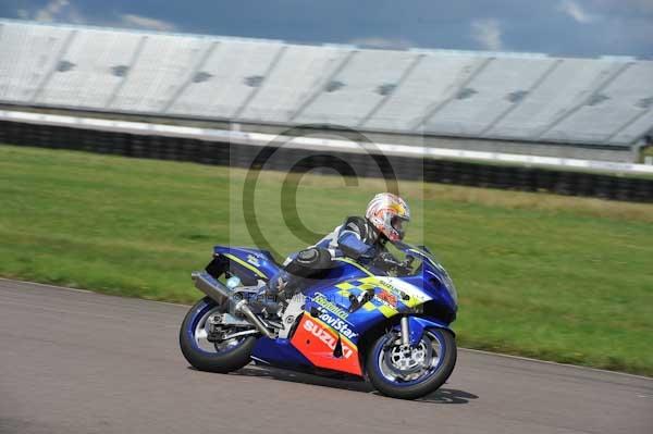Motorcycle action photographs;Rockingham;Rockingham photographs;event digital images;eventdigitalimages;no limits trackday;peter wileman photography;rockingham corby northamptonshire;trackday;trackday digital images;trackday photos