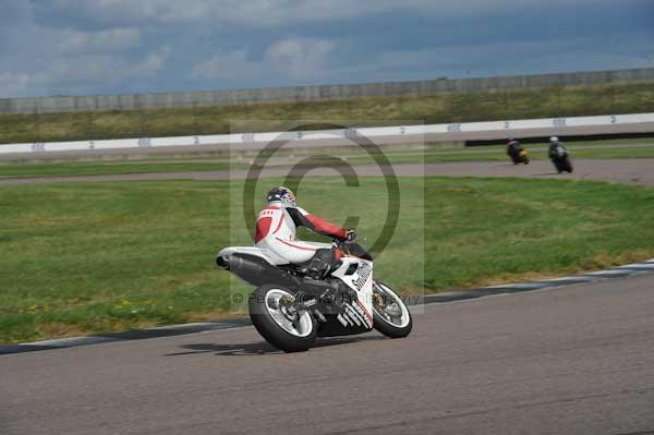 Motorcycle action photographs;Rockingham;Rockingham photographs;event digital images;eventdigitalimages;no limits trackday;peter wileman photography;rockingham corby northamptonshire;trackday;trackday digital images;trackday photos