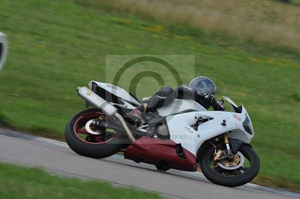 Motorcycle action photographs;Rockingham;Rockingham photographs;event digital images;eventdigitalimages;no limits trackday;peter wileman photography;rockingham corby northamptonshire;trackday;trackday digital images;trackday photos