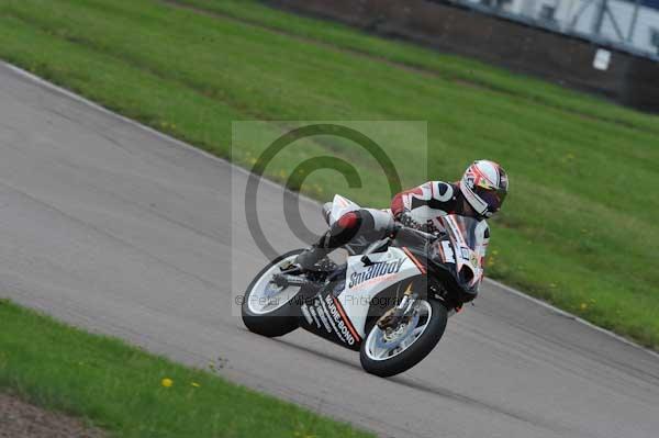 Motorcycle action photographs;Rockingham;Rockingham photographs;event digital images;eventdigitalimages;no limits trackday;peter wileman photography;rockingham corby northamptonshire;trackday;trackday digital images;trackday photos