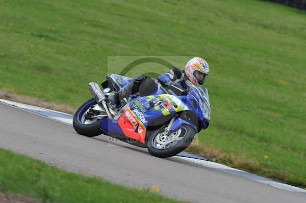 Motorcycle action photographs;Rockingham;Rockingham photographs;event digital images;eventdigitalimages;no limits trackday;peter wileman photography;rockingham corby northamptonshire;trackday;trackday digital images;trackday photos