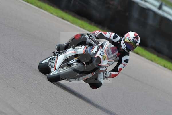 Motorcycle action photographs;Rockingham;Rockingham photographs;event digital images;eventdigitalimages;no limits trackday;peter wileman photography;rockingham corby northamptonshire;trackday;trackday digital images;trackday photos