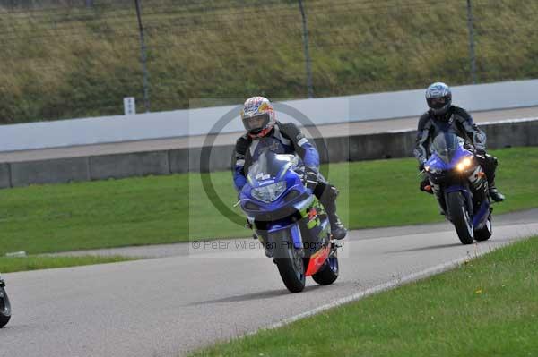 Motorcycle action photographs;Rockingham;Rockingham photographs;event digital images;eventdigitalimages;no limits trackday;peter wileman photography;rockingham corby northamptonshire;trackday;trackday digital images;trackday photos