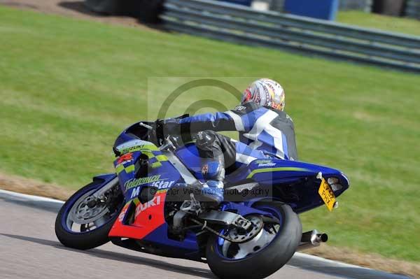 Motorcycle action photographs;Rockingham;Rockingham photographs;event digital images;eventdigitalimages;no limits trackday;peter wileman photography;rockingham corby northamptonshire;trackday;trackday digital images;trackday photos