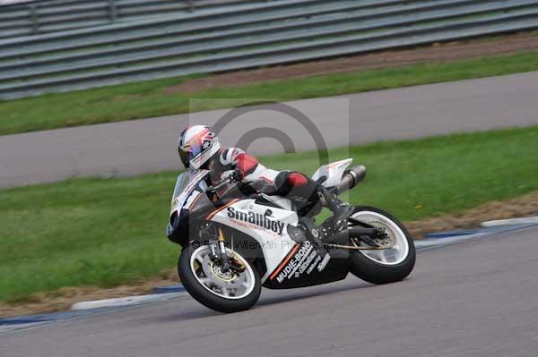 Motorcycle action photographs;Rockingham;Rockingham photographs;event digital images;eventdigitalimages;no limits trackday;peter wileman photography;rockingham corby northamptonshire;trackday;trackday digital images;trackday photos