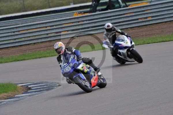 Motorcycle action photographs;Rockingham;Rockingham photographs;event digital images;eventdigitalimages;no limits trackday;peter wileman photography;rockingham corby northamptonshire;trackday;trackday digital images;trackday photos